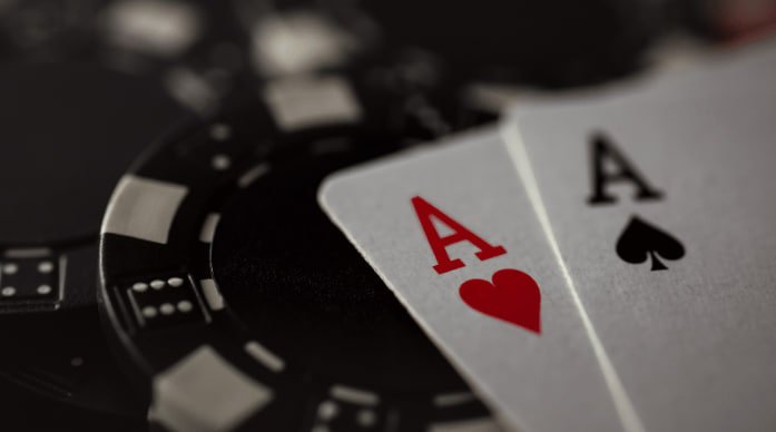 padangtoto link platform interface showing football markets, live-dealer tables, and slot games